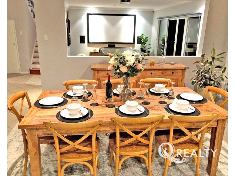 32 Warranilla Street, Parkinson QLD 4115