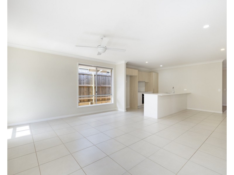 6 Banyan Street, Ellen Grove QLD 4078