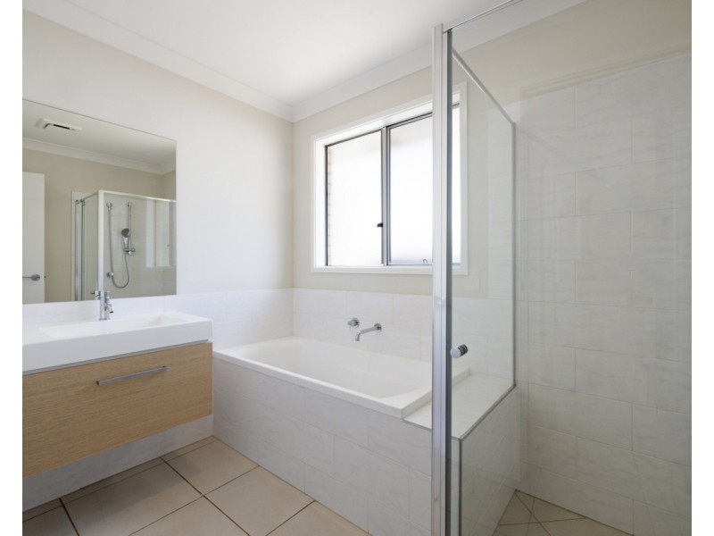 6 Banyan Street, Ellen Grove QLD 4078