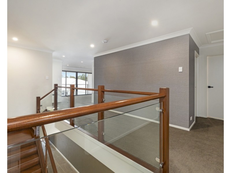 177 Falkland St East Street, Pallara QLD 4110