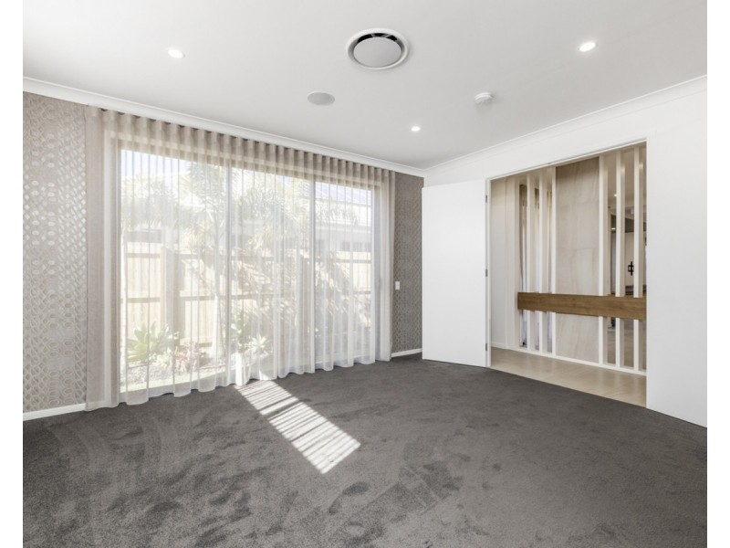 5 Coral Street, Pimpama QLD 4209