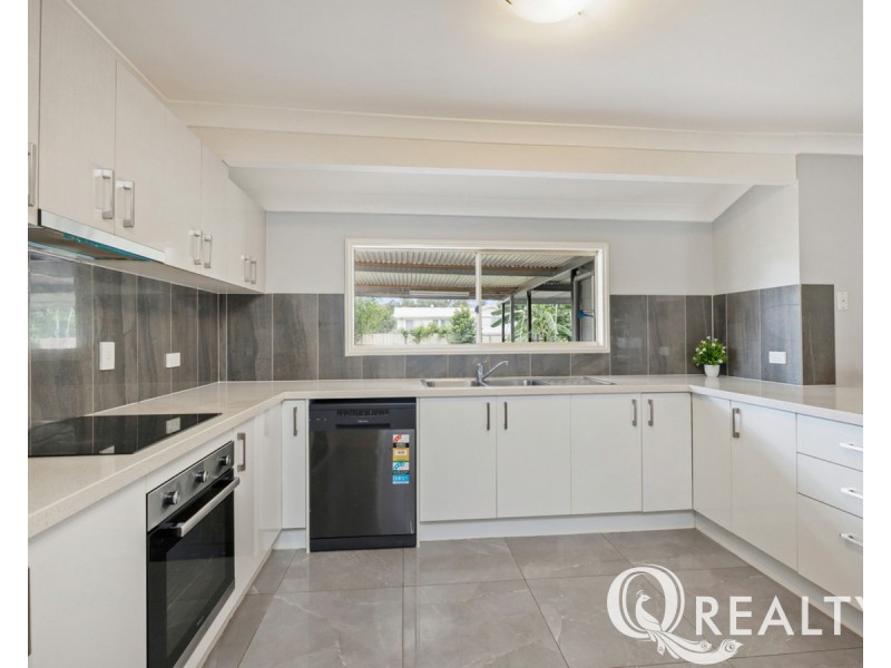 4 Dornock Drive, Boronia Heights QLD 4124
