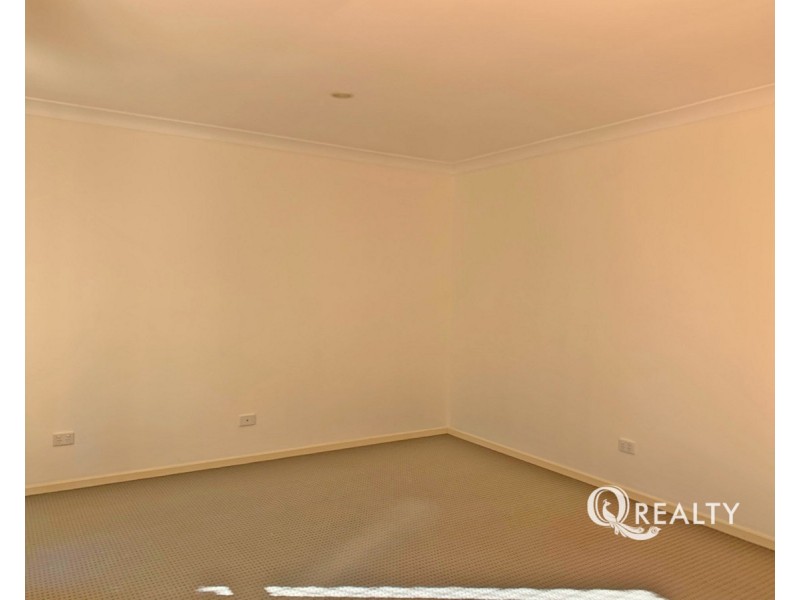 1 Nepeta Street, Regents Park QLD 4118