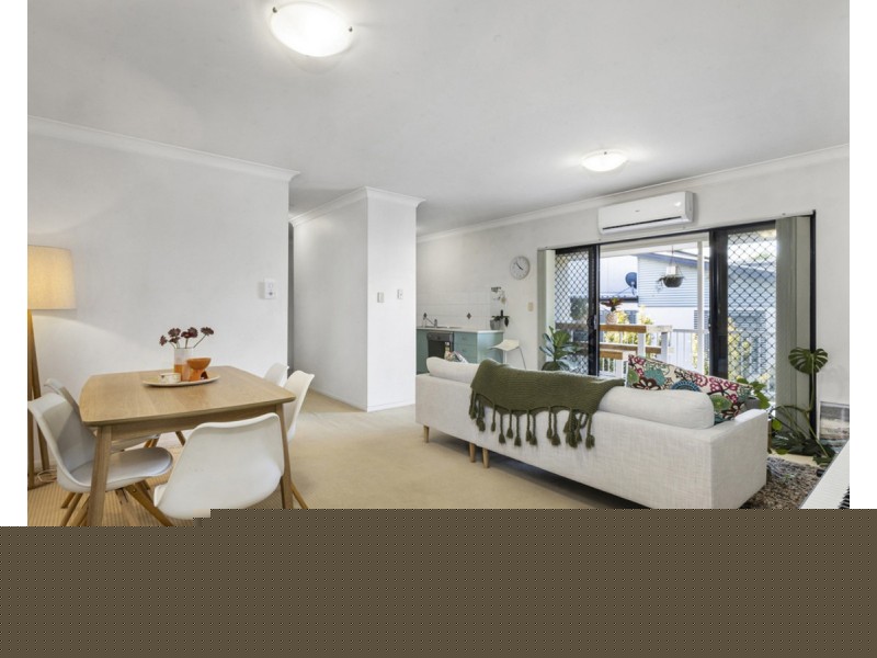 147 Riding Road, Hawthorne QLD 4171