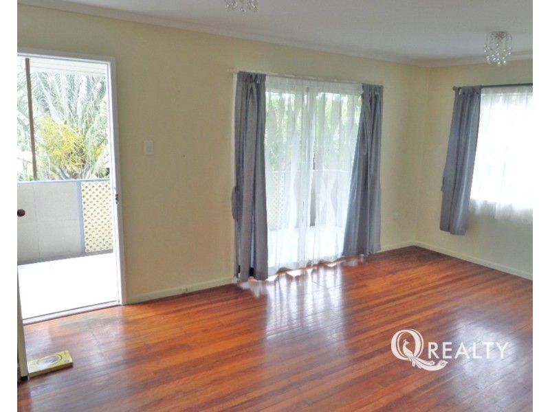 28-30 Hope Street, Kingston QLD 4114
