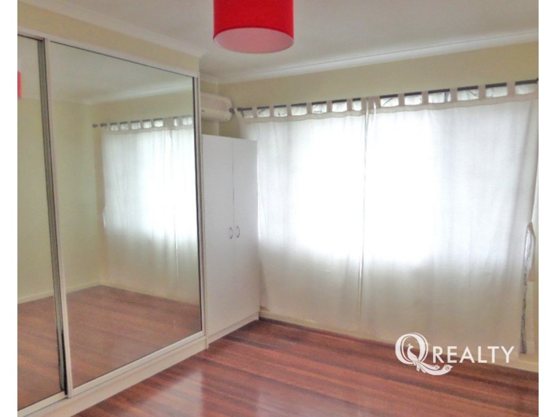 28-30 Hope Street, Kingston QLD 4114