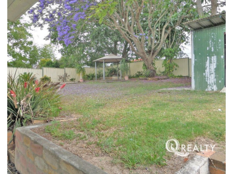 28-30 Hope Street, Kingston QLD 4114