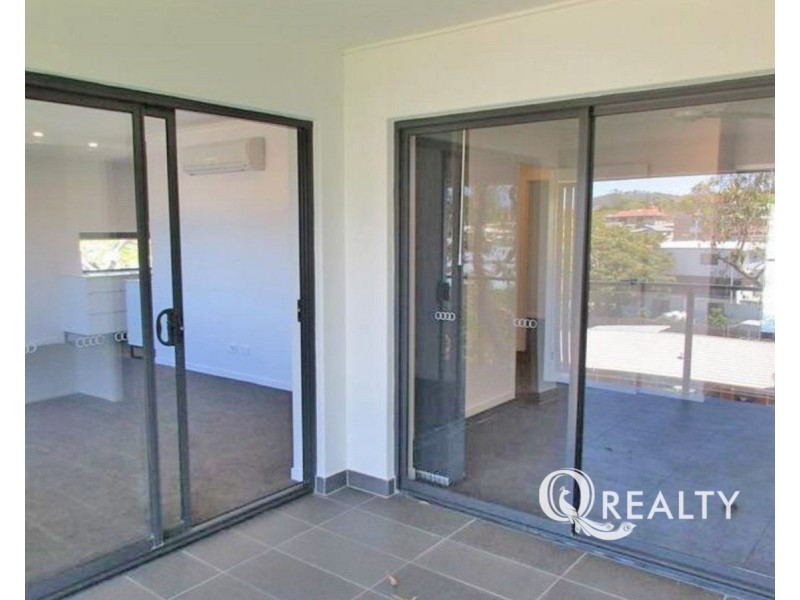 4/30 Jordan Street, Greenslopes QLD 4120