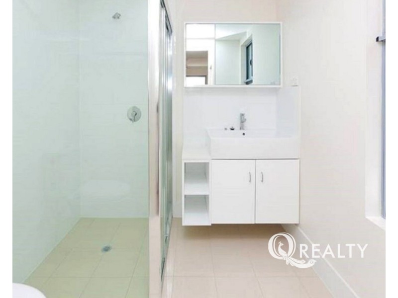 4/30 Jordan Street, Greenslopes QLD 4120