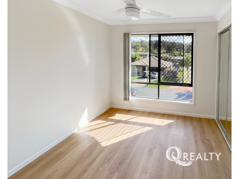 94 High Street, Blackstone QLD 4304