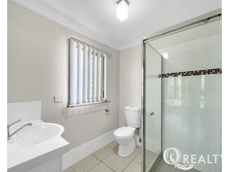 94 High Street, Blackstone QLD 4304