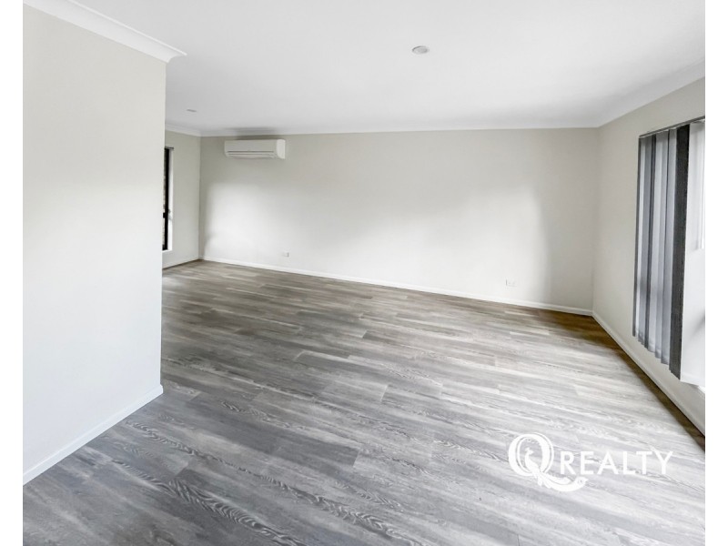 125 Greenways Esplanade, Parkinson QLD 4115