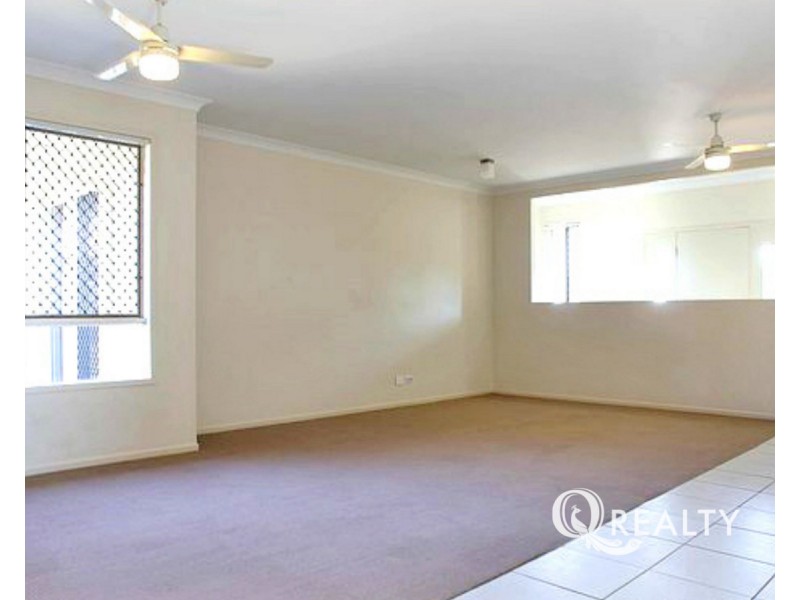 12 Iris Court, Yamanto QLD 4305