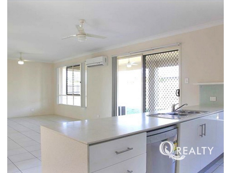12 Iris Court, Yamanto QLD 4305
