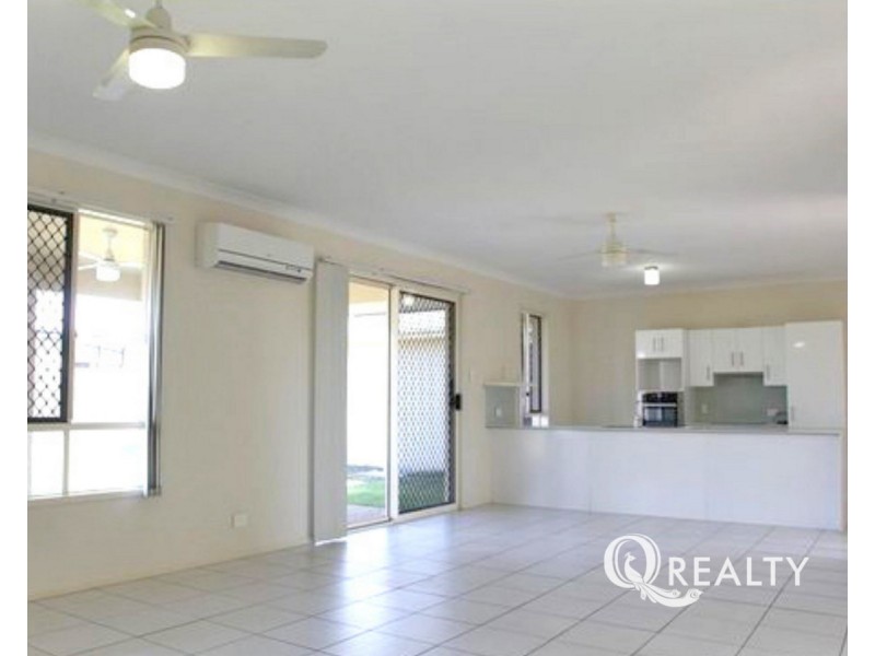 12 Iris Court, Yamanto QLD 4305