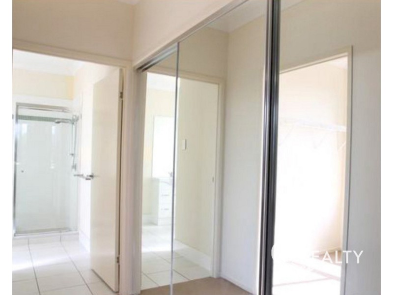 12 Iris Court, Yamanto QLD 4305