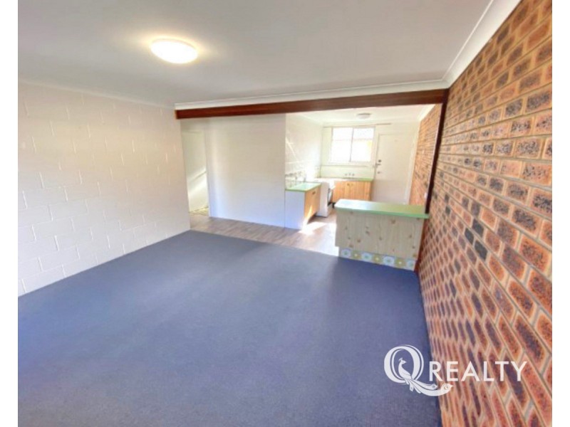 2/42 Defiance Road, Logan Central QLD 4114