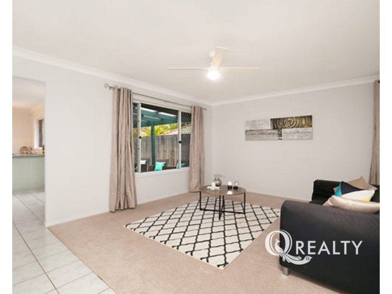 3 Larrell Close, Eight Mile Plains QLD 4113