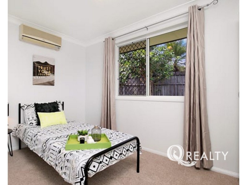3 Larrell Close, Eight Mile Plains QLD 4113