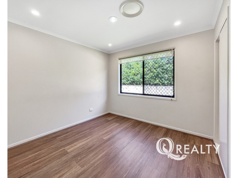 39 Regency Place, Stretton QLD 4116