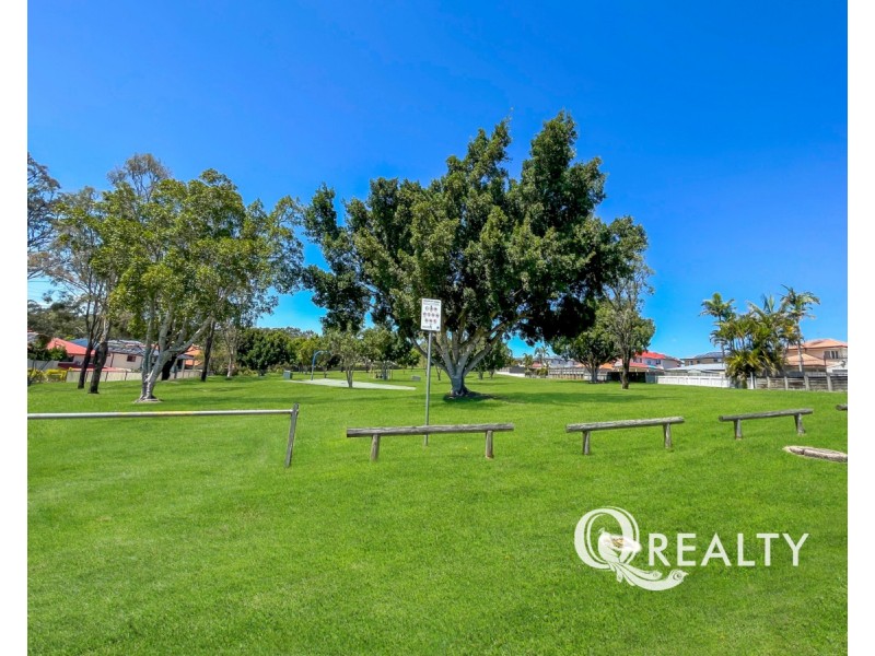 39 Regency Place, Stretton QLD 4116