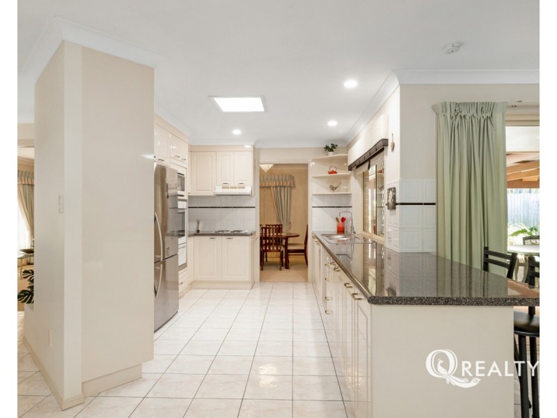 9 Eldena Court, Parkinson QLD 4115