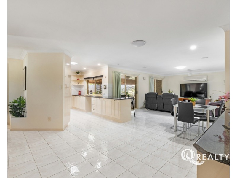 9 Eldena Court, Parkinson QLD 4115