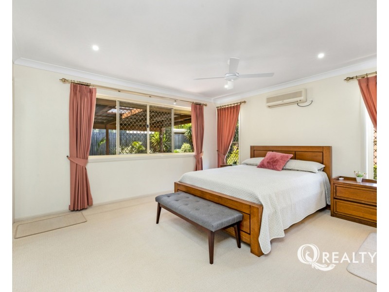 9 Eldena Court, Parkinson QLD 4115