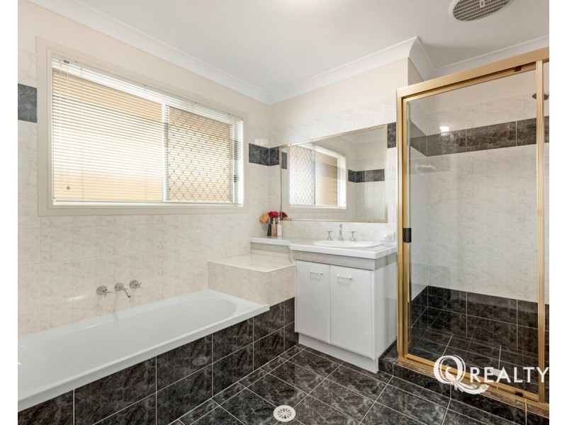 9 Eldena Court, Parkinson QLD 4115