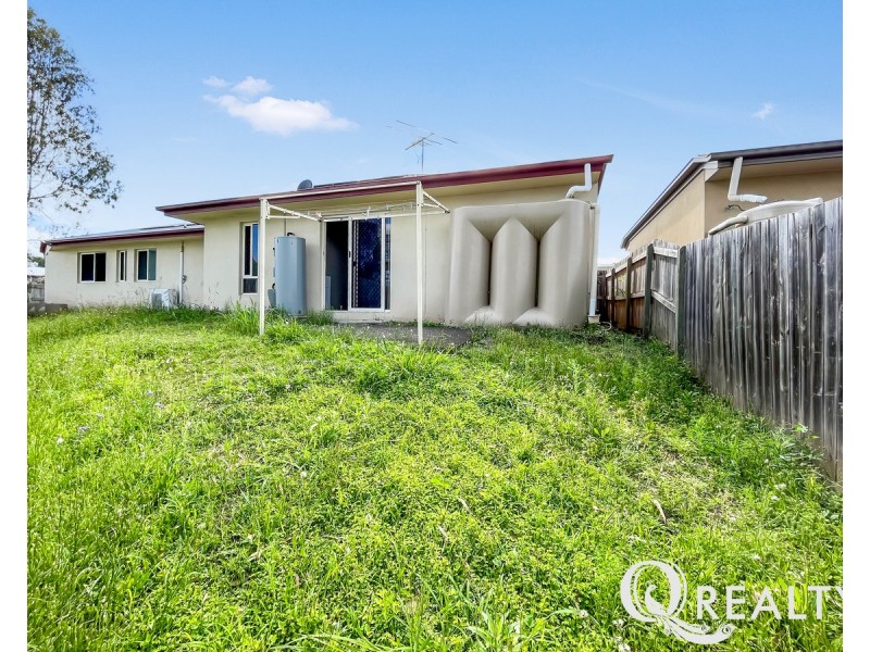 6 Figtree Court, Yamanto QLD 4305