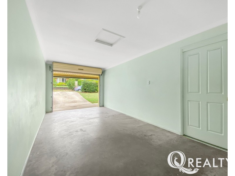 21 Lyrebird Lane, Bellbird Park QLD 4300