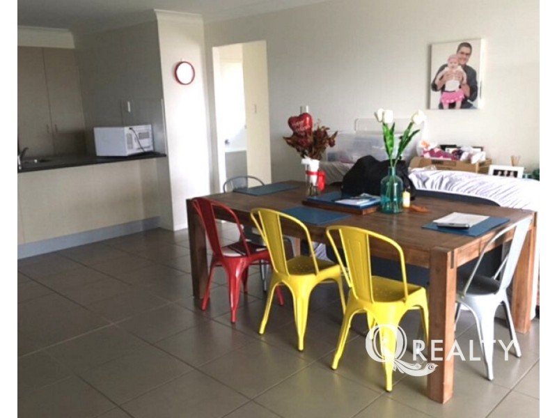 16 Finley Street, Gleneagle QLD 4285