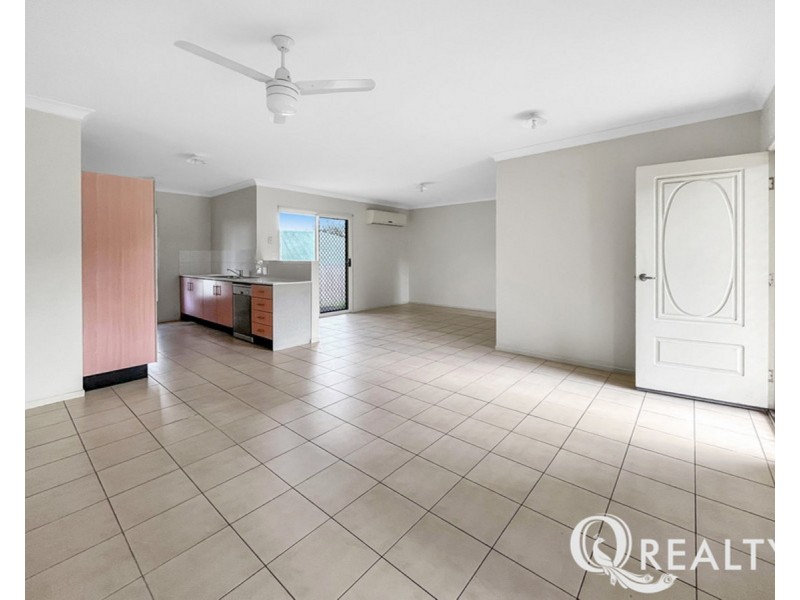 6 Figtree Court, Yamanto QLD 4305