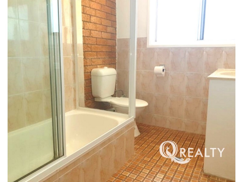 37/18 Defiance Road, Logan Central QLD 4114