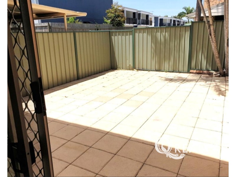 37/18 Defiance Road, Logan Central QLD 4114