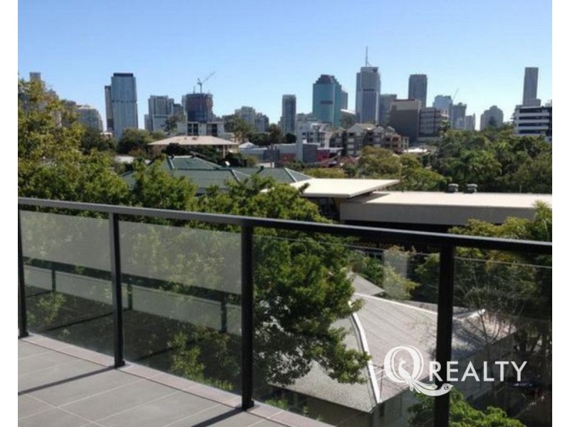 204/24 Bromley Street, Kangaroo Point QLD 4169