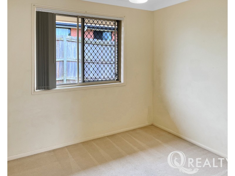 24 Kathleen Place, Yamanto QLD 4305