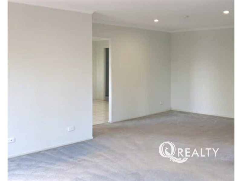 6 Janmore Place, Parkinson QLD 4115