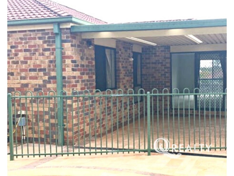 6 Janmore Place, Parkinson QLD 4115