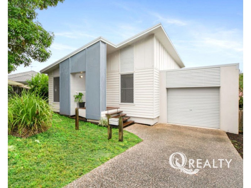 61 Creekside Drive, Springfield Lakes QLD 4300