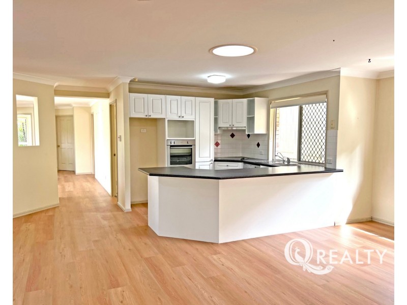 15 Freshwater Circuit, Forest Lake QLD 4078