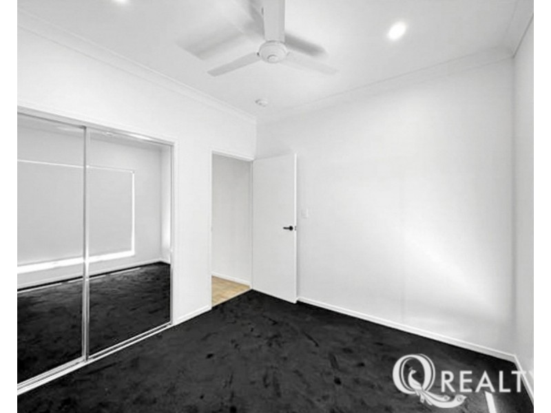 472 Grande Avenue, Spring Mountain QLD 4124