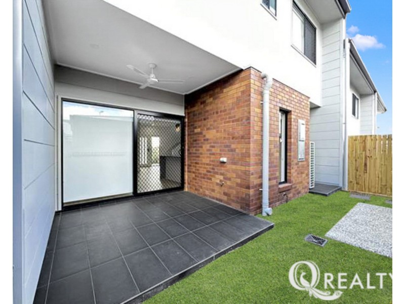 472 Grande Avenue, Spring Mountain QLD 4124