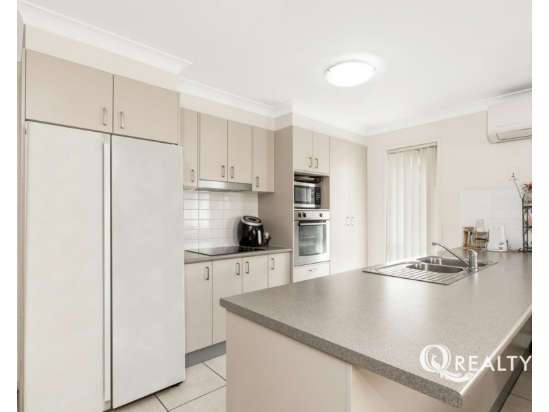 11 Kristy Street, Marsden QLD 4132