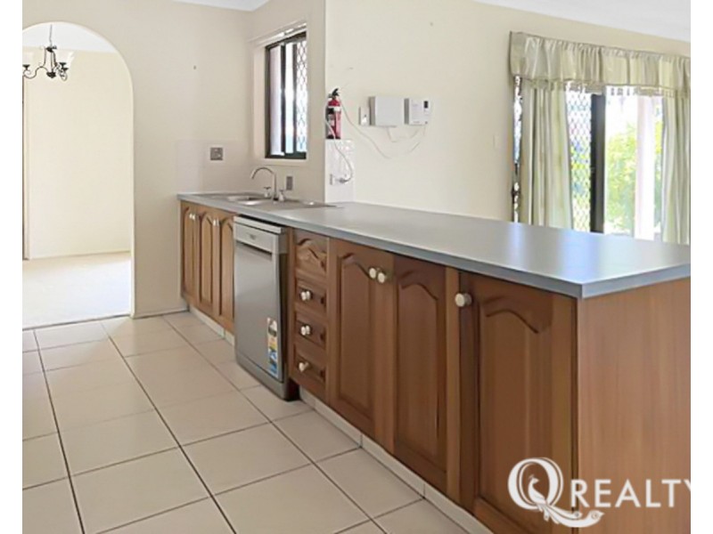 11 Cressida Street, Sunnybank Hills QLD 4109