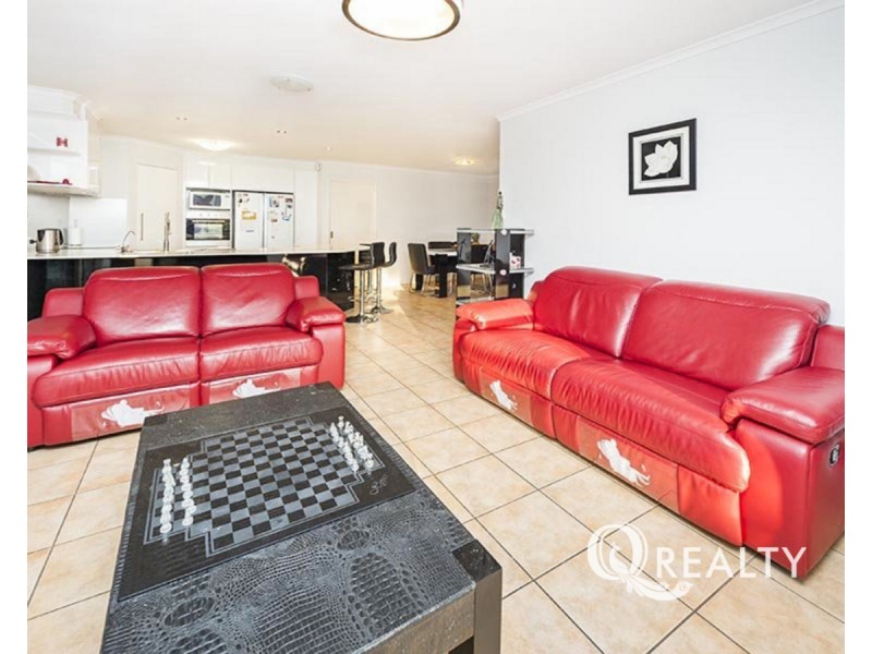 4 Tumut Close, Kuraby QLD 4112