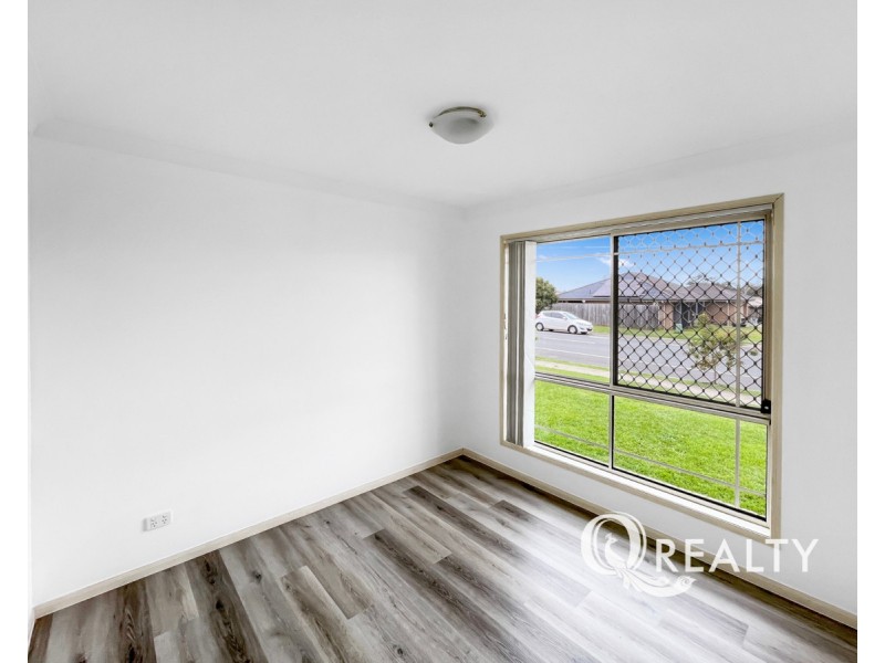 42 Fourth Avenue, Marsden QLD 4132