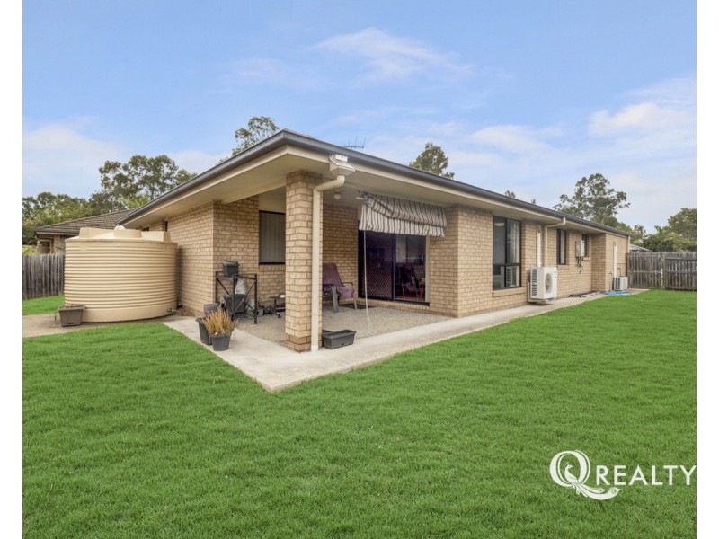 8 Armani Avenue, Wulkuraka QLD 4305