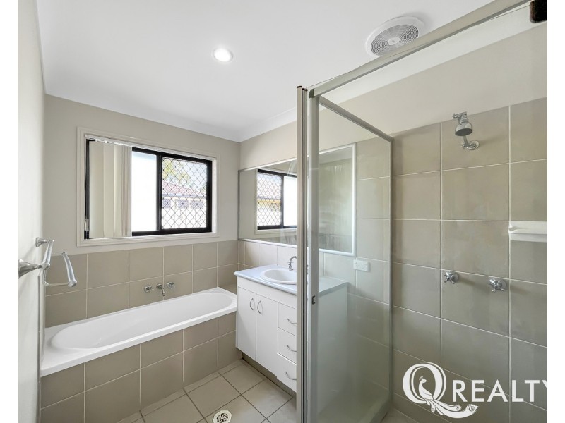 40 Pinelands Street, Loganlea QLD 4131