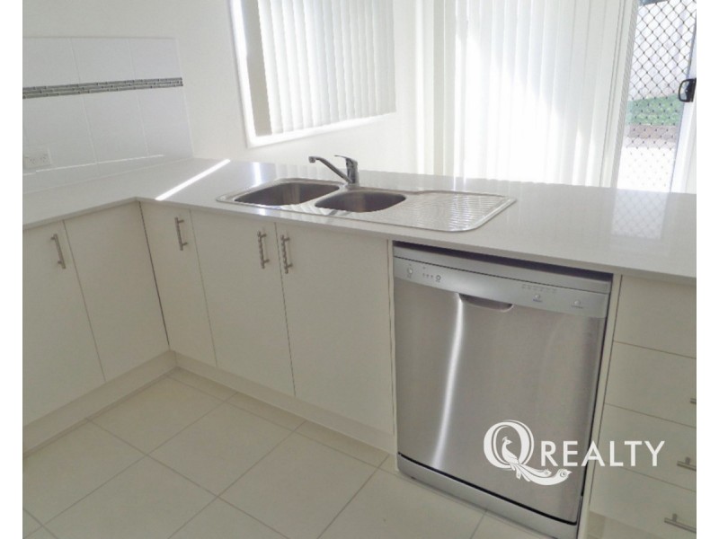 79A Brentwood Drive, Bundamba QLD 4304